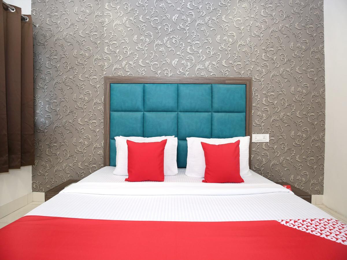 โอโย 12354 โฮเต็ล สังครีลา Hotel อัมริตสา ภายนอก รูปภาพ